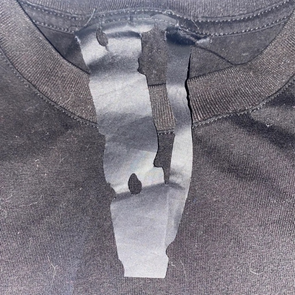 shirt - Picture 3 of 4